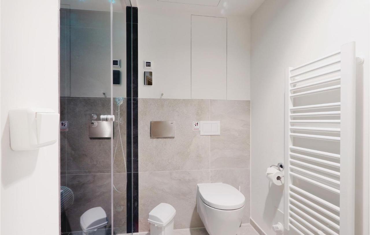 Cozy Apartment In Luebeck Travemuende With Sauna Ngoại thất bức ảnh